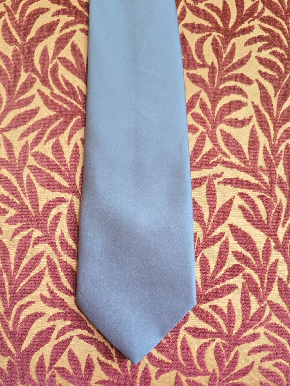 Light Gray Men's Solid Satin Tie